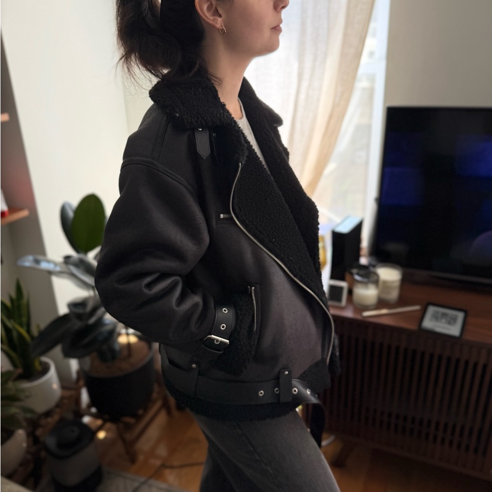 Zara Women's Black Shearling Jacket